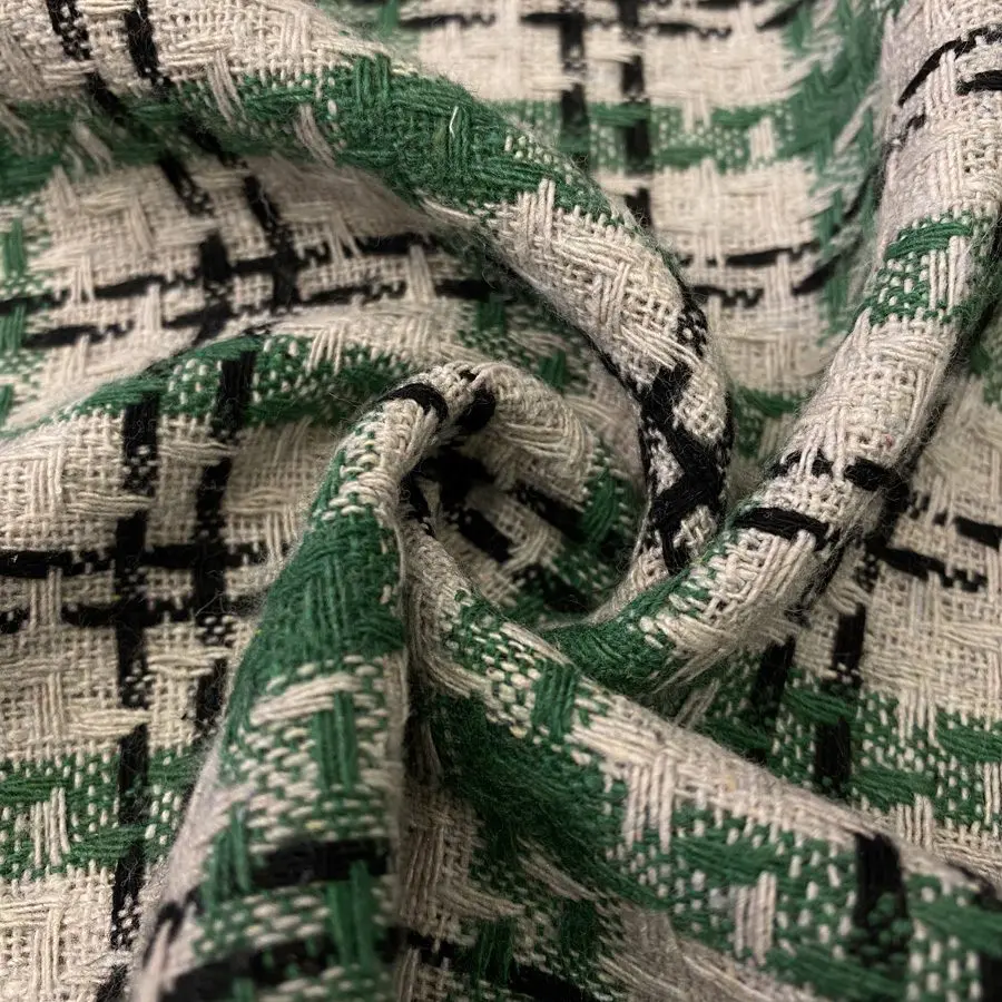 Çam Yeşili Detaylı Geometrik Desenli Şanel Kumaş 113