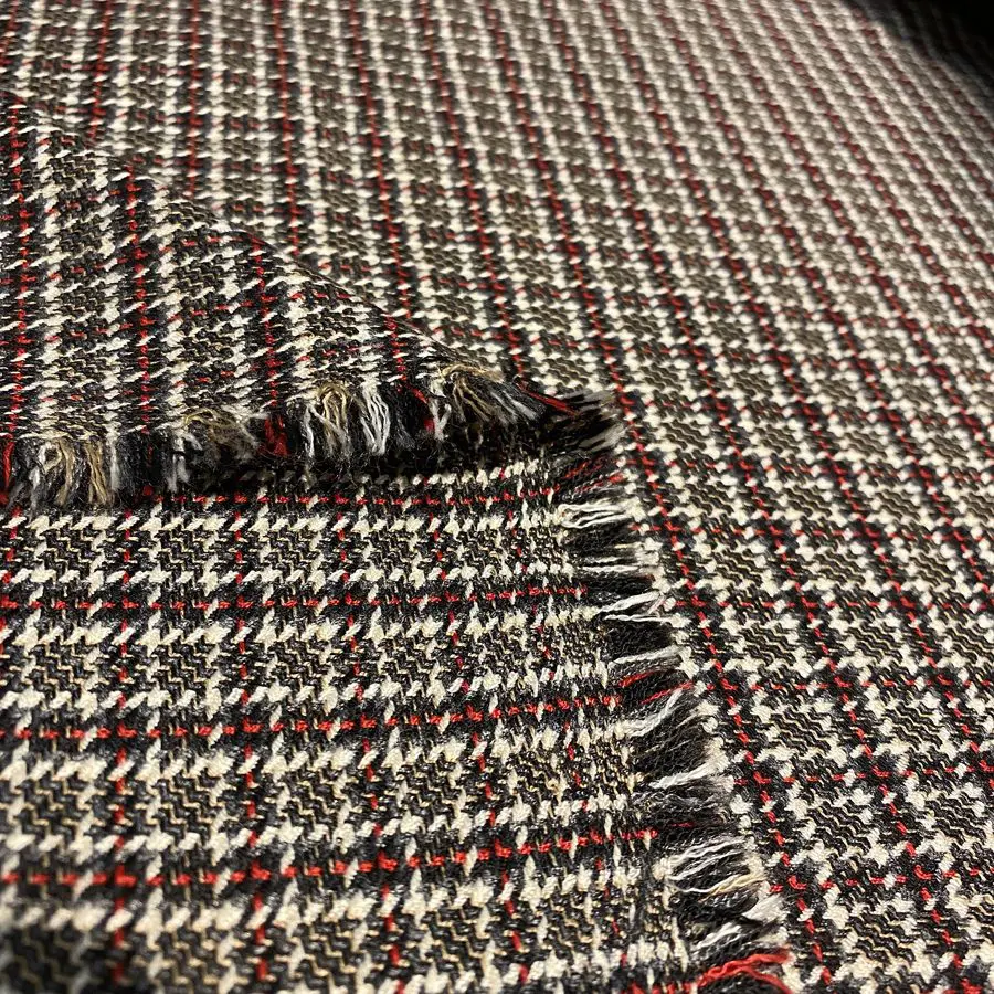 Kırmızı Çizgili Flanel Kumaş 49