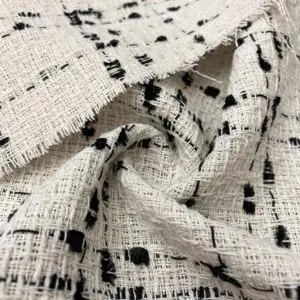 Krem Üzerine Siyah Ekose Şanel Kumaş 99