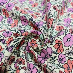 Minik Çiçekli Pamuk Poplin Kumaş 135