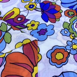 Renkli Çiçekli Desenli İpek Vual Kumaş 83