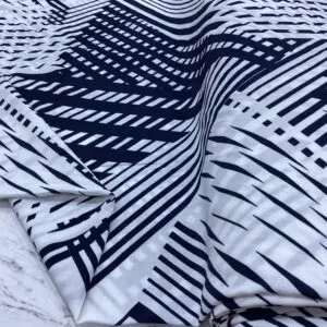 Siyah Geometrik Maroken Krep Kumaş 71 Siyah Geometrik Maroken Krep Kumaş 71