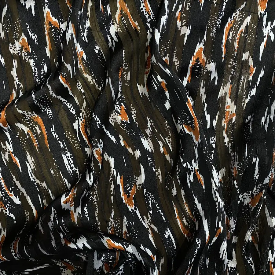 Siyah Simli Fırça Desenli Şifon Kumaş 143