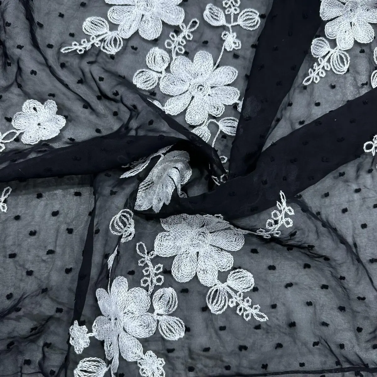 İşlemeli Şifon Kumaş 187