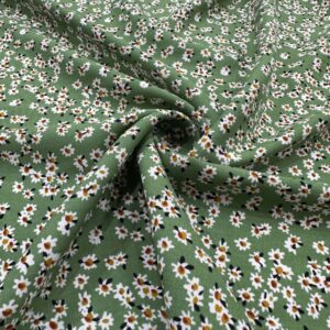Yeşil Tabanlı Çiçek Desenli Pamuk Viskon Kumaş