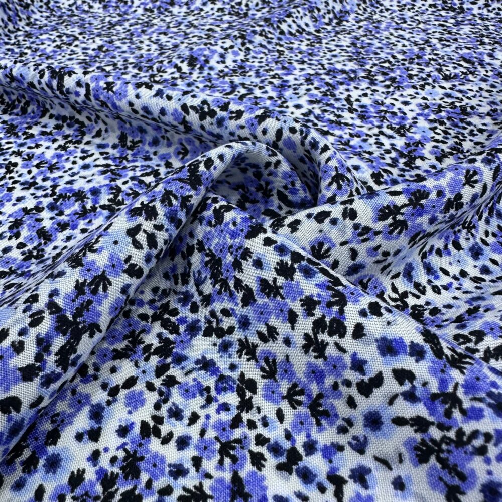 Mavi Çıtır Desen Viskon Kumaş Mavi Çıtır Desen Viskon Kumaş