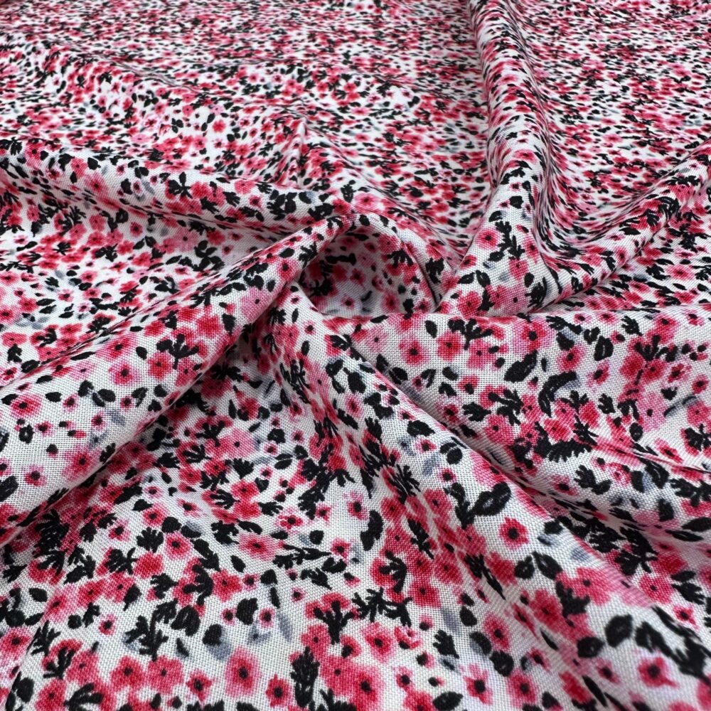 Pembe Çıtır Desen Viskon Kumaş Pembe Çıtır Desen Viskon Kumaş