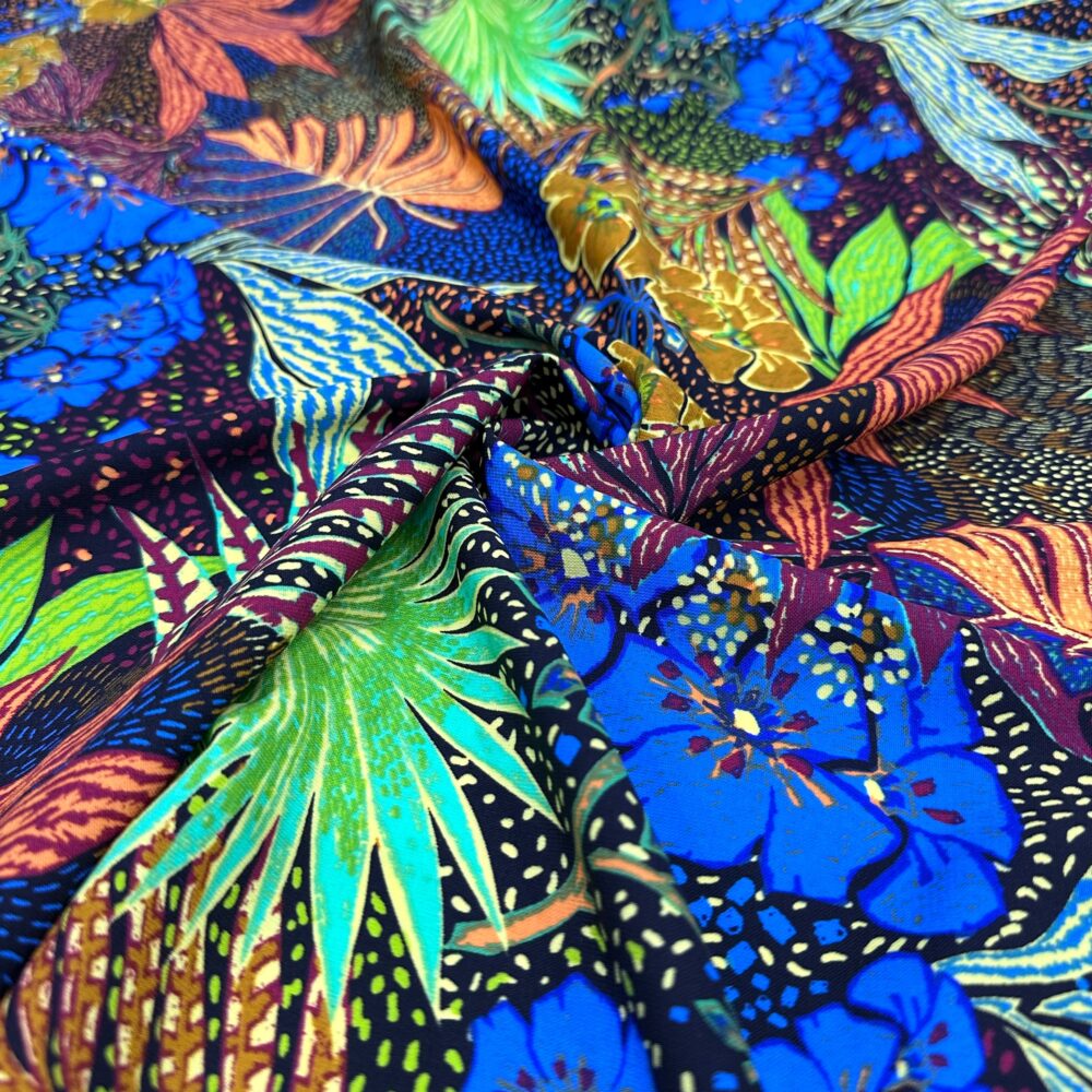 Renkli Yaprak Desen Krep Kumaş