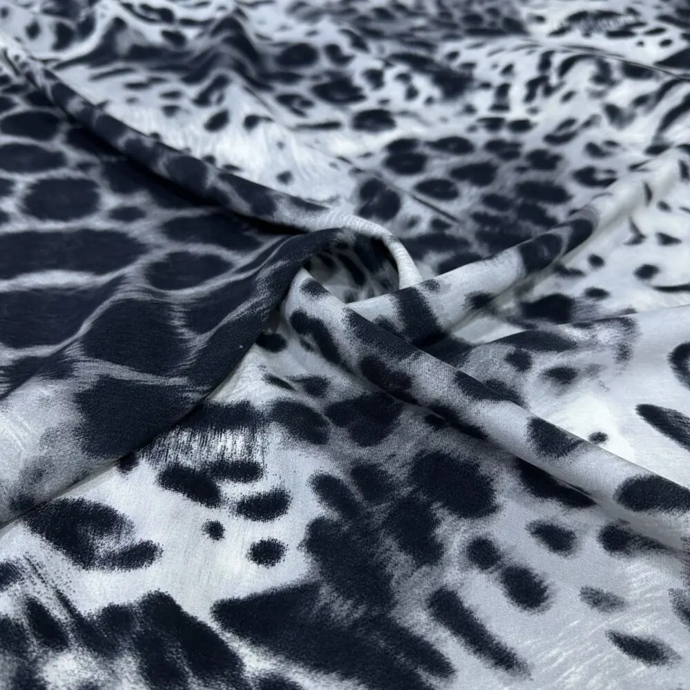 Siyah Leopar Desenli Vual Kumaş