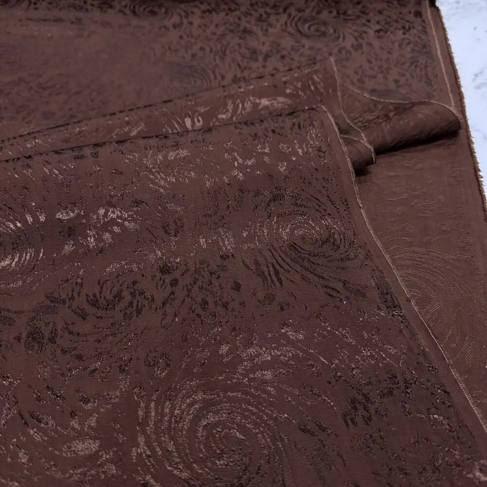 Kahve Desenli Jakar Kumaş